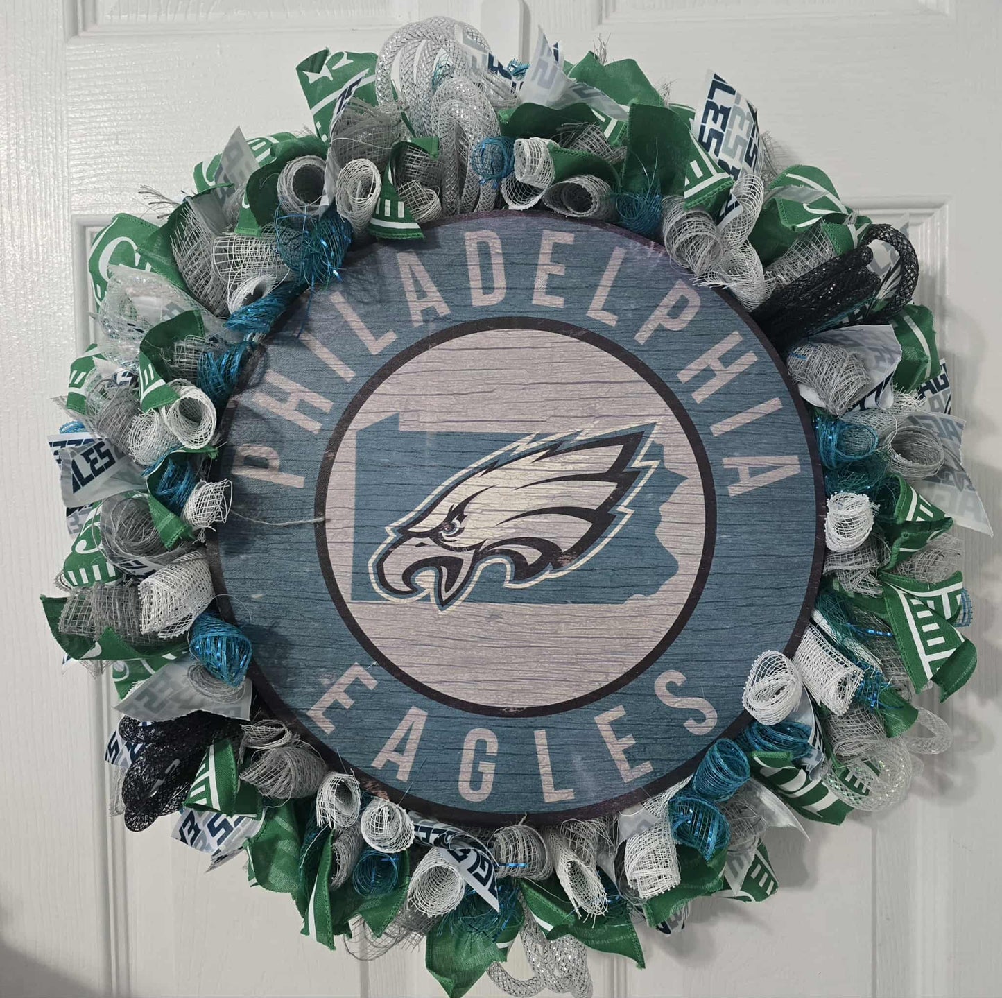 P Eagles Wreath