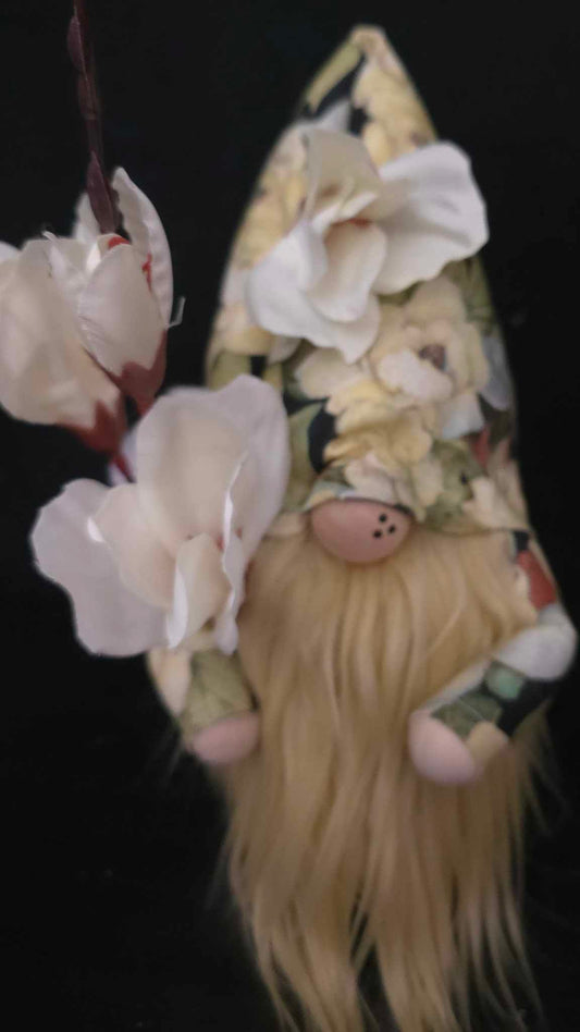 Magnolia Gnome