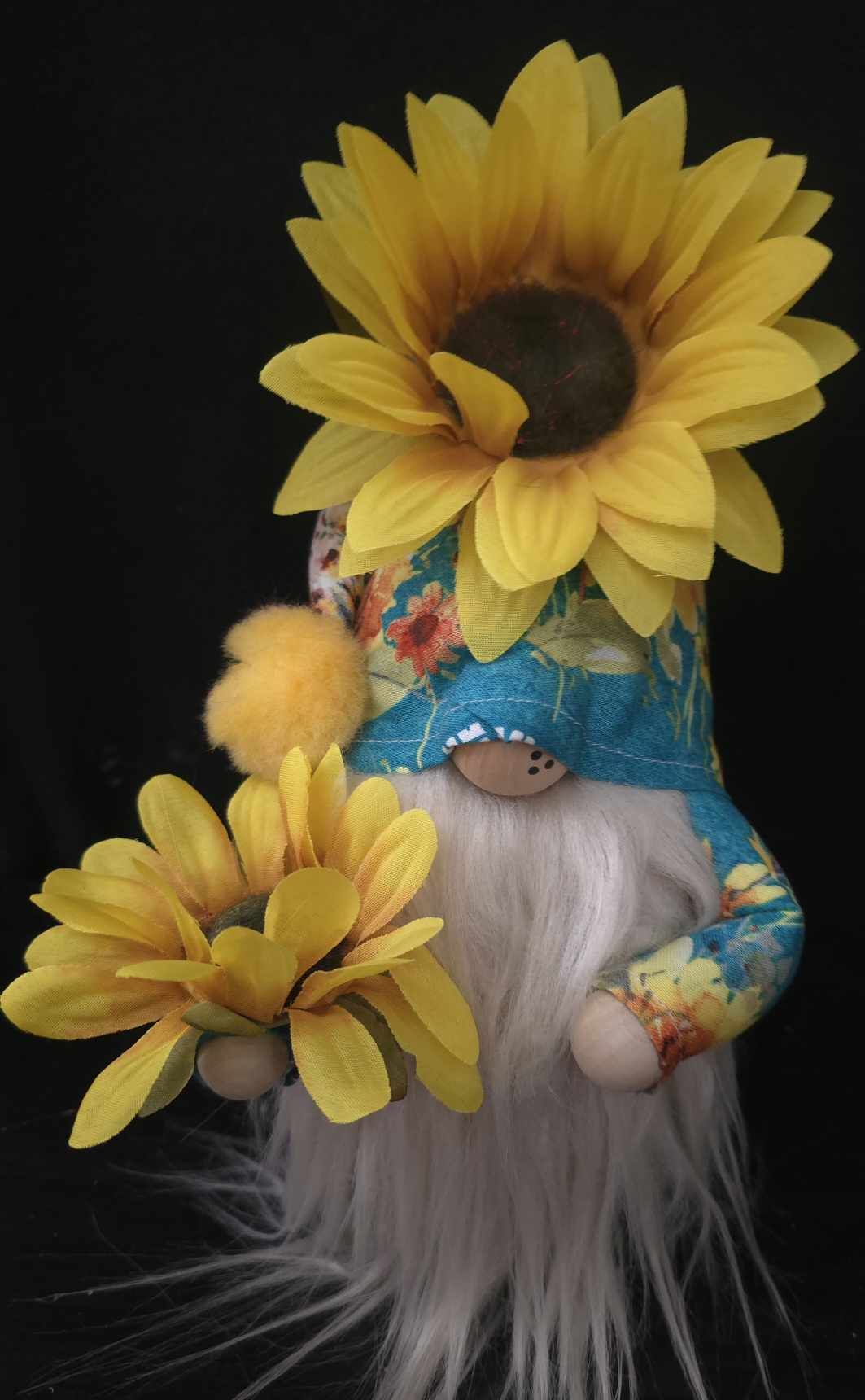 Summer Fun Sunflower Gnome