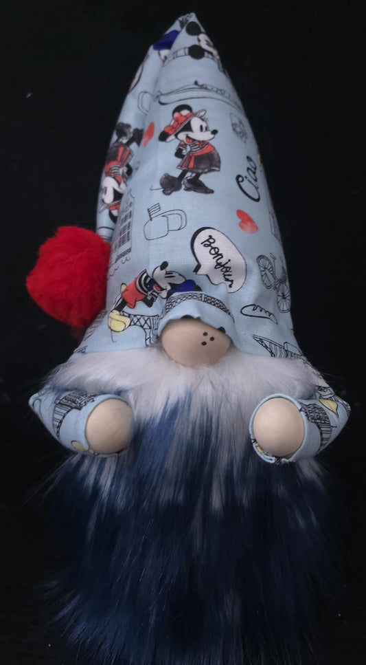 M & M in Paris Gnome